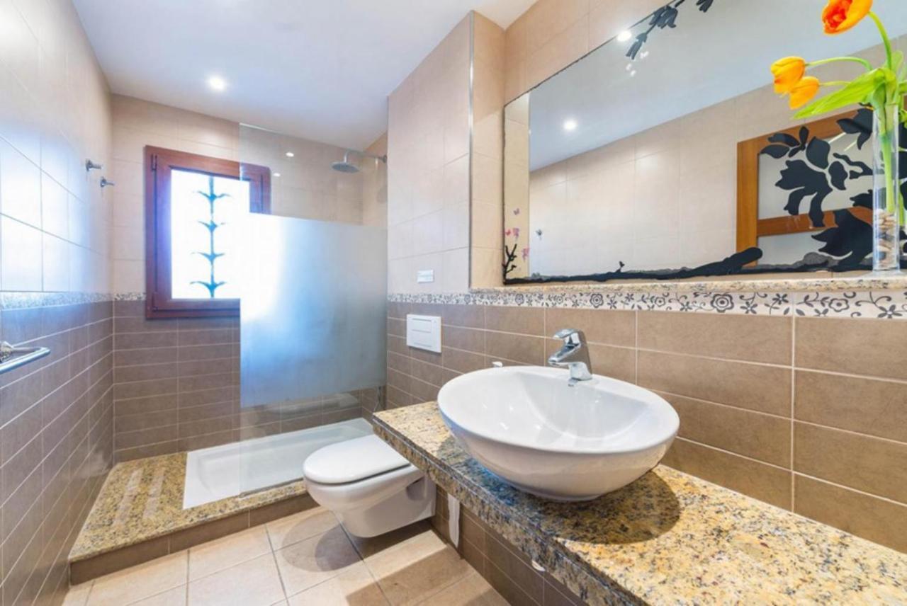 Villa Binimelis Cala D´Or エクステリア 写真